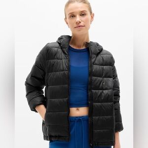 NWOT Athleta Aire Puffer Jacket l M